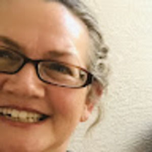 Meet your Posher, Jacqueline